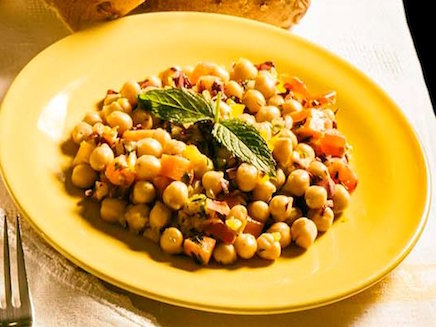 Chickpeas Salad and Carrots